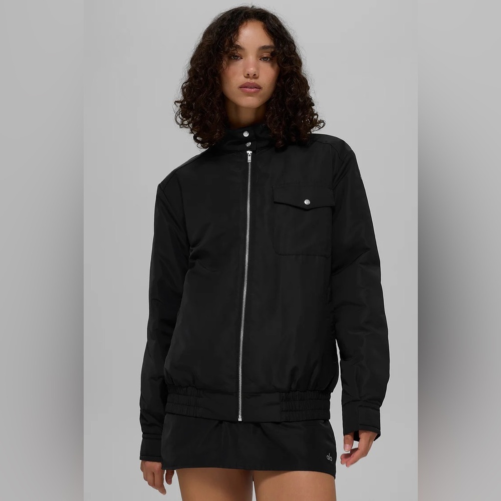 ALO YOGA | ✨NEW✨ Work It Bomber in Black